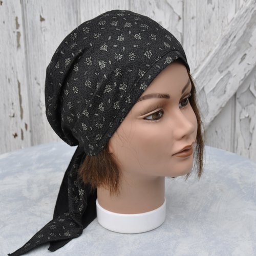 Bandana, fichu,  foulard préformé en coton noir fleuri - taille unique