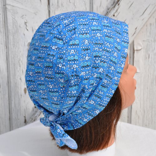 Bandana, fichu, foulard préformé en coton fleuri bleu - taille unique