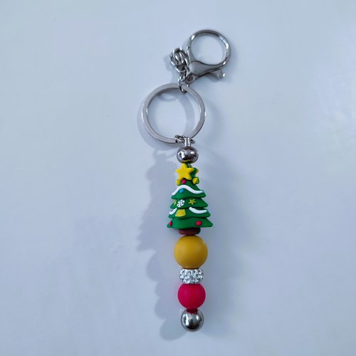 Porte clés métal argenté sapin perles silicone