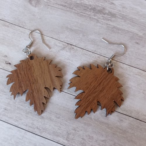 Boucle d'oreille en bois