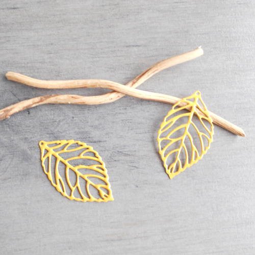 2 estampes feuilles filigranes  jaune