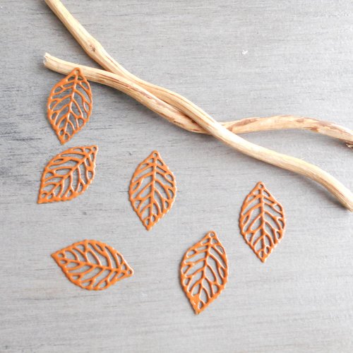 Lot de 10 estampes feuilles émaillés cognac