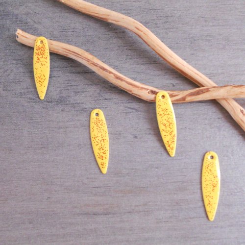 Lot de 6 sequins émaillés navettes  jaune et pailleté cuivré 21 x 5 mm
