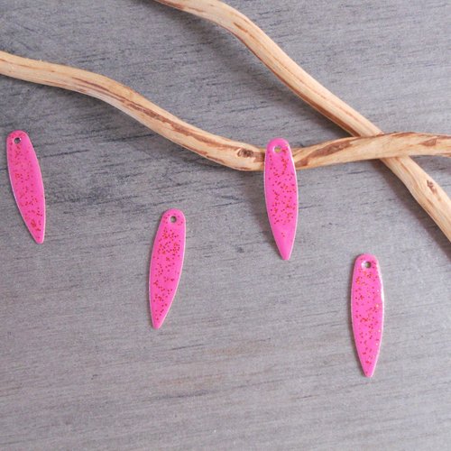 Lot de 6 sequins émaillés navettes  rose vif et pailleté cuivré 21 x 5 mm
