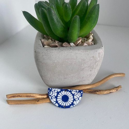 X2 sequins émaillés connecteurs bleu foncé et blanc