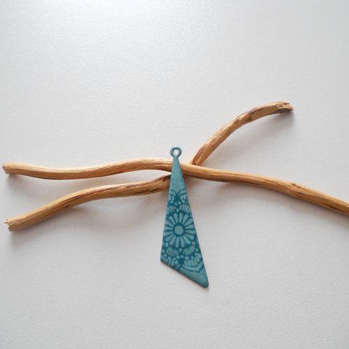 X 2 pendentifs triangles turquoise et turquoise clair
