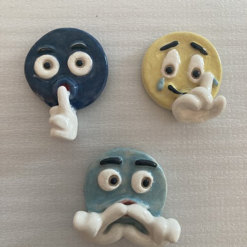 Magnet smiley x3 en céramique,  fait main