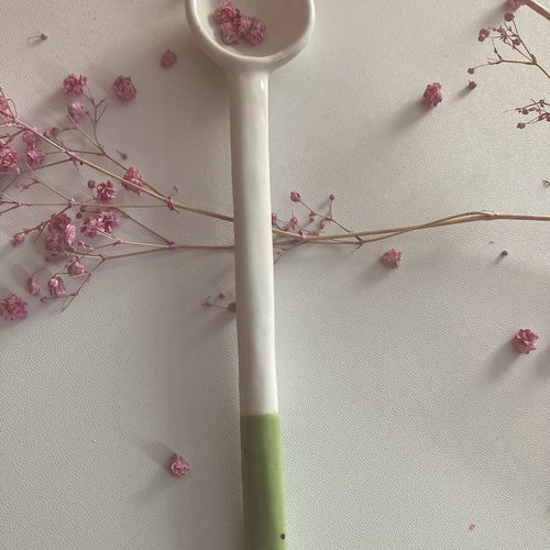 Cuillère à thé ou à miel, céramique 17cm, objet unique