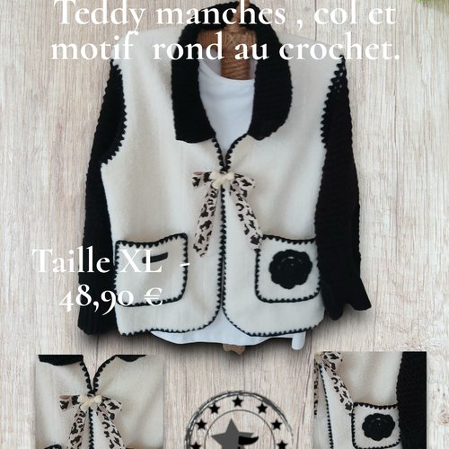 Veste noire et blanches