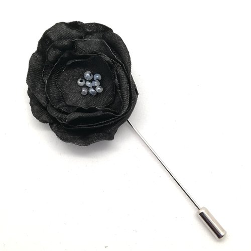 Boutonnière fleur noire pour cérémonie