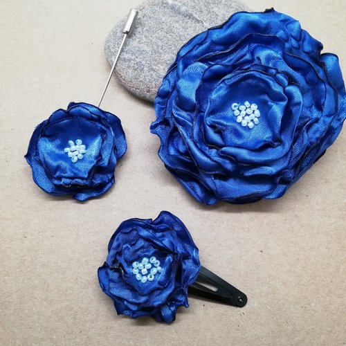 Accessoire cérémonie bleu - grosse fleur bleu pour coiffure de cérémonie