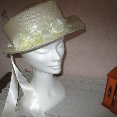 Petit chapeau en sisal ivoire avec ruban et fleurs "symphonie d'été" cérémonie et mariages style romatique rétro chic 