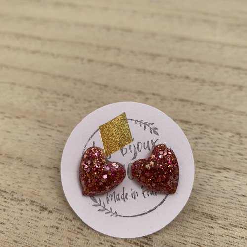 Boucles d’oreilles puces