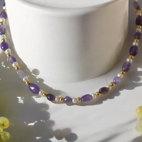 Collier en améthyste et perles d’eau douce