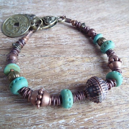 Bracelet ethnique khurai cuivre, bronze et polymère turquoise.