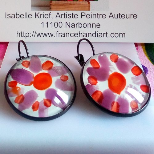 Verre peint par artiste,boucles oreilles dormeuses laiton noir avec cabochons ronds violet rouge blanc,cadeau fete anniversaire noel