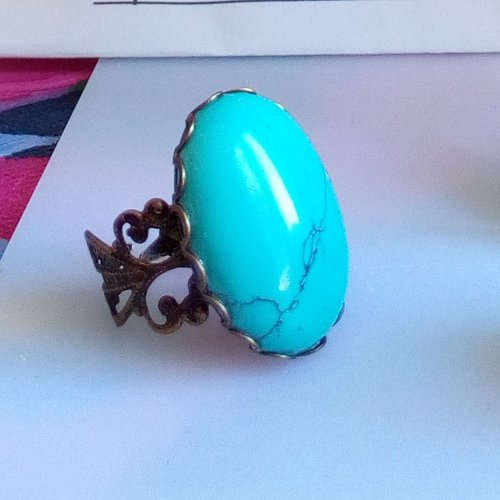 Turquoise bleue,bague laiton avec cabochon oval 18x25mm,anneau ajustable filigrane fleuri lys royal,cadeau fete anniversaire noel