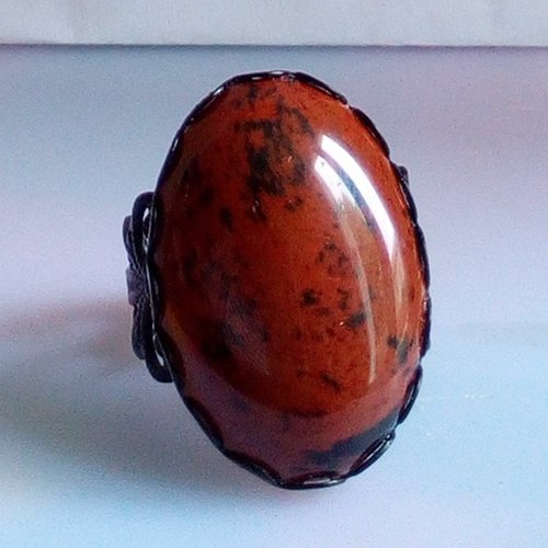 Obsidienne acajou,bague laiton noire ajustable avec cabochon oval,filigrane fleuri lys royal ajoure,cadeau fete anniversaire noel