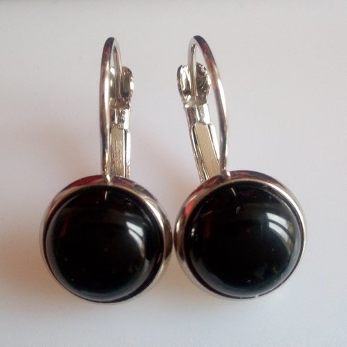 Onyx noire, boucles oreilles dormeuses argente rhodie avec cabochons ronds,pierre precieuse,fait mains en france,cadeau fete noel