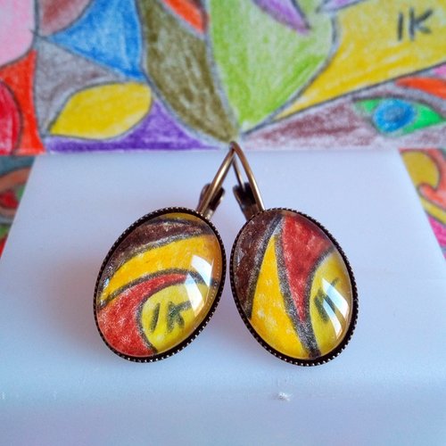 Peint artiste isabelle k,boucle oreilles laiton bronze avec cabochons ovales en verre jaune marron noir signe,cadeau fete anniversaire noel