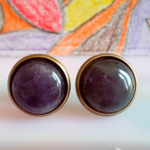 Amethyste,clous oreilles en laiton avec cabochons ronds,quartz pierre fine ,fait mains en france,boucles oreilles percees,cadeau fete