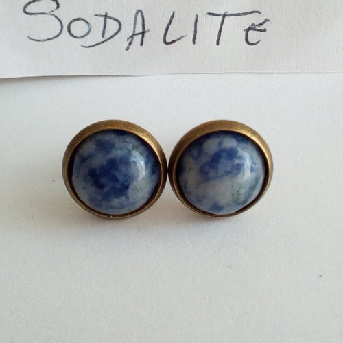 Sodalite,clous d oreille laiton bronze avec cabochons ronds 10mm de pierre semi precieuse bleu,fait mains en france,cadeau fete anniversaire