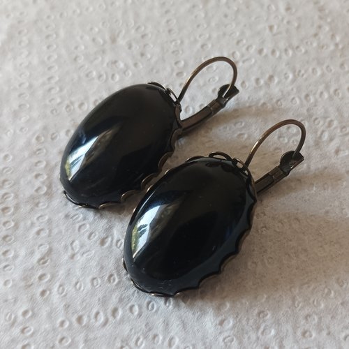 Onyx noire,boucles oreilles laiton dormeuse avec cabochons ovals,pierre precieuse,cadeau fete anniversaire noel,fait mains en france