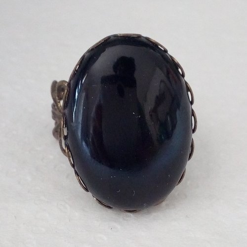 Onyx noire,bague laiton avec cabochon oval 18x25mm,anneau ajustable filigrane fleuri lys royal,cadeau fete anniversaire noel