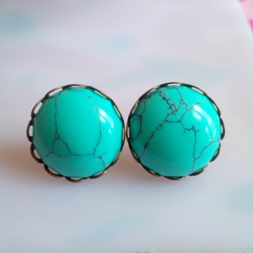 Turquoise,clous oreilles pierre semi precieuse,cabochons ronds,cadeau fete anniversaire,fait mains en france,boucles oreilles percees,cadeau