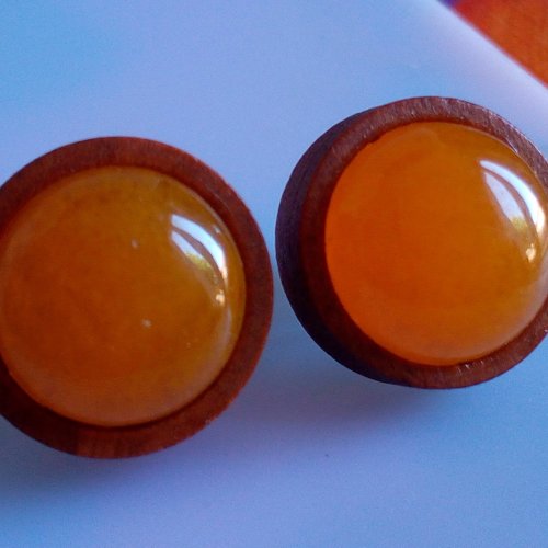 Calcite orange,clous oreilles bois,tiges acier avec cabochons ronds,pierre fine,fait mains en france,cadeau fete anniversaire