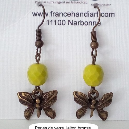 Boucles oreilles papillons avec perles de verre ananas vert anis,crochets laiton bronze,cadeau fête anniversaire noel,fait mains en france