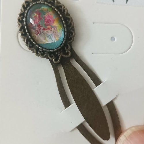 Marque page fleuri laiton avec cabochon oval en verre peint,rouge rose bleu,accessoire livre papeterie,cadeau fete anniversaire noel