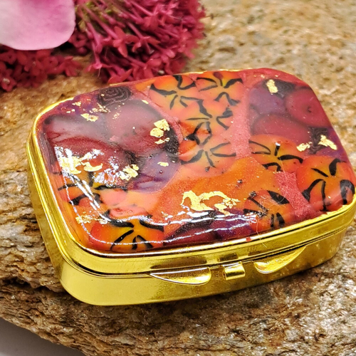 Boite a pilules pilulier argile polymère métal doré miroir résine paillettes