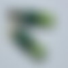 Boucles d'oreilles argile polymère résinée motif feuillage vert pré vert jungle rectangulaires poussoir métal argenté