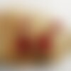 Boucles d'oreilles chat en résine rouge ornée de paillettes dorées, perle verre tchèque rouge carmin feu métal doré