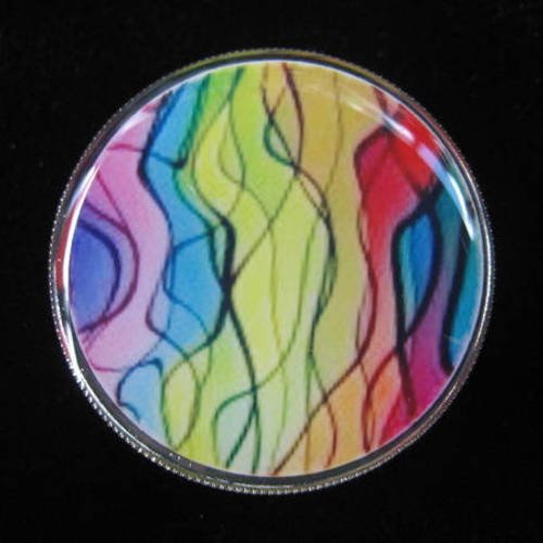 Bague graphique, motifs multicolores, sertie en résine / diamètre 30mm