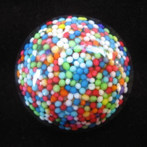Bague grand cabochon unisexe miniperles multicolores en résine diamètre 30mm