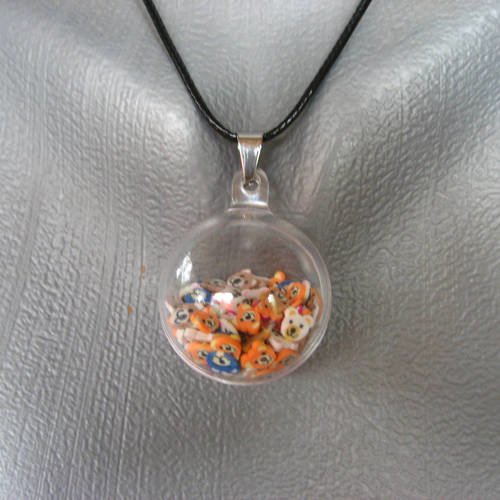Pendentif bulle, oursons multicolores mobiles, dans une sphère en plexi / diamètre 30mm