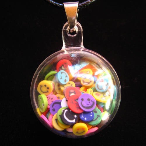 Pendentif bulle, smileys multicolores mobiles, dans une sphère en plexi, diamètre 30mm