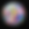 Broche pop, pixels multicolores, sertie en résine / diamètre 30mm