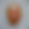 Bague fantaisie, perle orange, sur fond blanc et orange en résine / diamètre 25mm