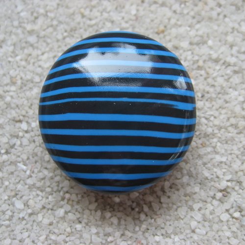Promotion bague ajustable unisexe cabochon géométrique rayé noir et bleu en fimo diamètre 30mm