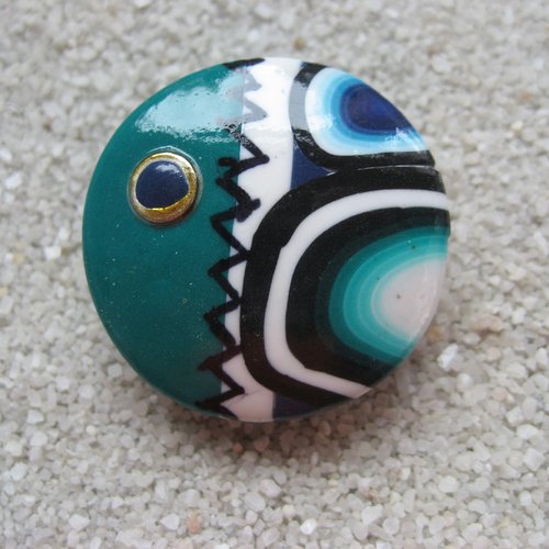 Grande bague ajustable unisexe cabochon géométrique vert bleu et blanc en fimo diamètre 30mm