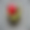 Bague unisexe anneau de doigt ajustable cabochon cabochon géométrique cercles rouge et orange sur fond jaune en fimo diamètre 30mm