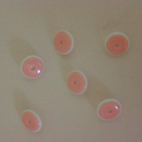 6 boutons rose tendre