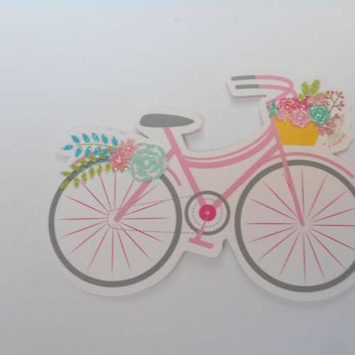 Découpe papier scrapbooking vélo rose