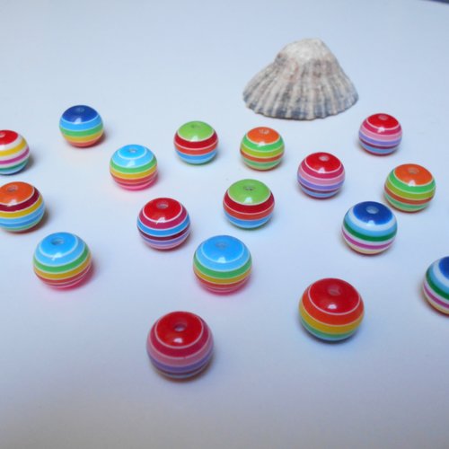 Lot 18 perles rayées couleurs vives
