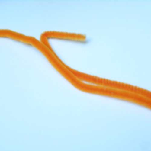 Fil chenille orange clair 30 cm