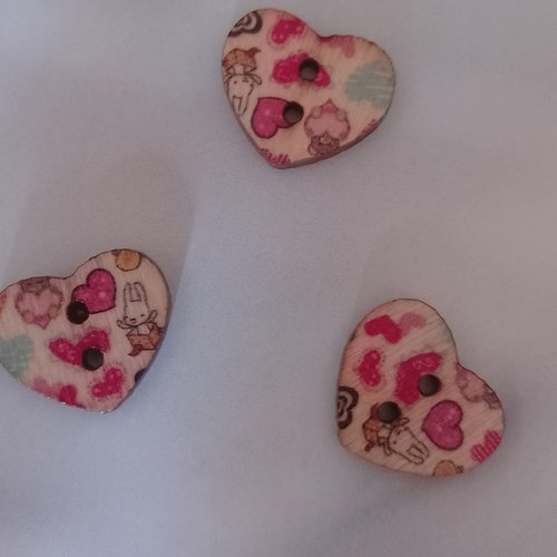Lot 3 boutons bois forme coeur thème kawai