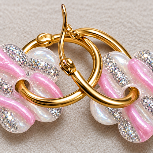Boucles d’oreilles avec pampilles en résine